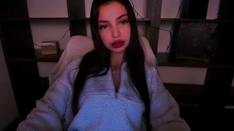 Alexia online show from 4, 1, 2025