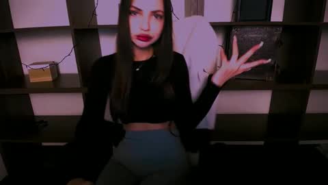 Alexia online show from 12, 1, 2025