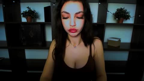 Alexia online show from 7, 3, 2025