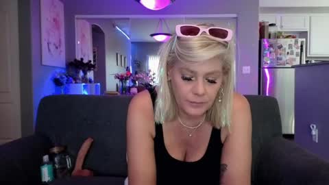 Lexi online show from 19, 5, 2026