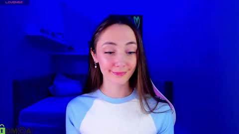 Snapshot of lexi_split chatting on 27, 9, 2025 Lexi GTM2 MonWedThurSatSun 1000am-400pm online show from 27, 9, 2025