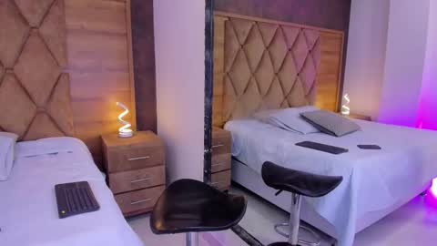 Lexi  Derek online show from 15, 10, 2025