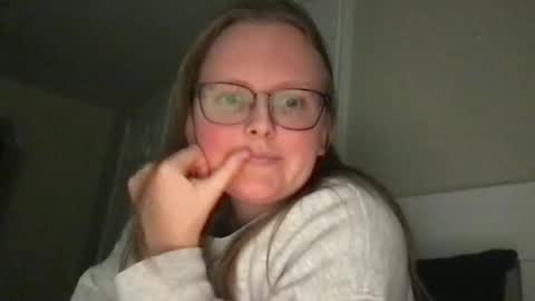 Snapshot of lexielilacs chatting on 15, 12, 2024 lexie online show from 15, 12, 2024