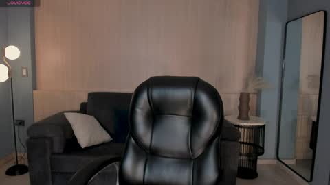 Lexie  online show from 15, 4, 2026