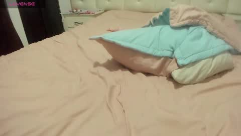 Snapshot of lexxi_ross chatting on 7, 11, 2025 LEXXI online show from 7, 11, 2025