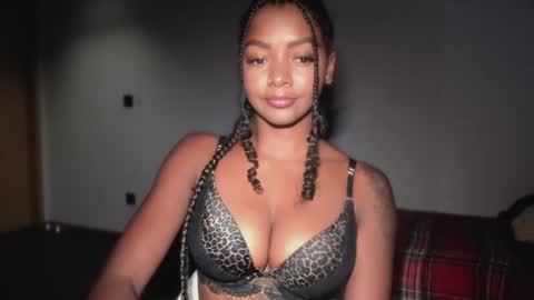 LEXY - Independent account online show from 25, 6, 2026