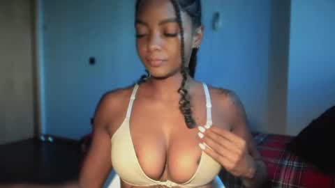 LEXY - Independent account online show from 27, 6, 2026
