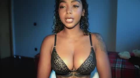 LEXY - Independent account online show from 15, 7, 2026