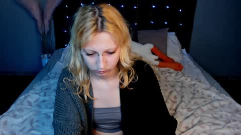 Snapshot of lexy_woorhez chatting on 4, 2, 2025 Lexy online show from 4, 2, 2025