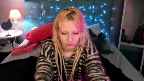 Snapshot of lexy_woorhez chatting on 6, 3, 2025 Lexy online show from 6, 3, 2025