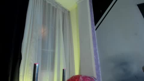   online show from 24, 1, 2025