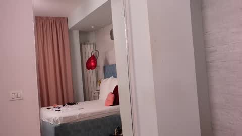 LeylaGracey online show from 27, 2, 2025