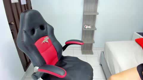   online show from 19, 12, 2024