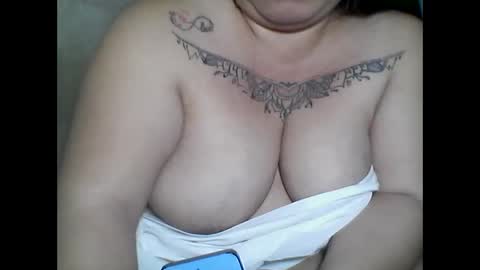 lhiannash33 online show from 27, 11, 2025