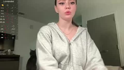 Snapshot of li_j chatting on 6, 1, 2025 Linda my FANSLY red fury online show from 6, 1, 2025