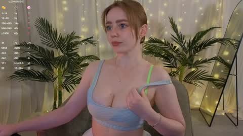 Snapshot of li_j chatting on 28, 3, 2026 Linda my FANSLY red fury online show from 28, 3, 2026