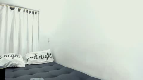 Lia y Felipe --  online show from 28, 12, 2024