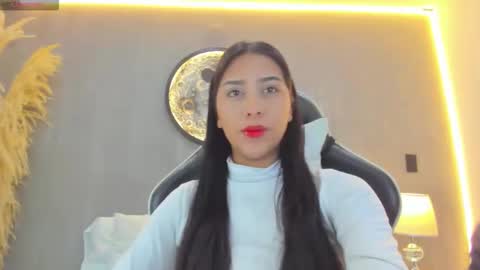 L I A  online show from 23, 10, 2025