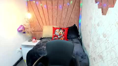  LIA  online show from 15, 12, 2025