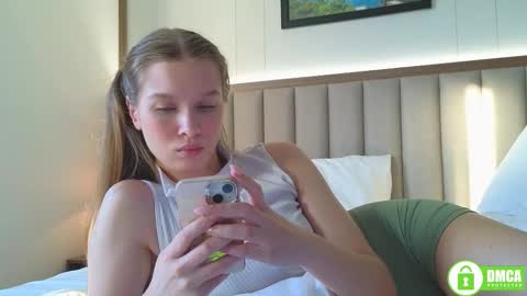 Lia  online show from 27, 3, 2026