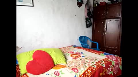 Lia online show from 5, 3, 2025