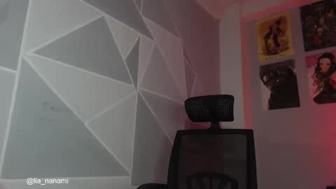 Lia  online show from 26, 2, 2025