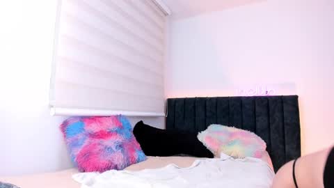 Little Queen Lia  online show from 13, 2, 2025