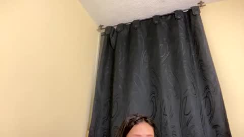 Little Queen Lia  online show from 23, 3, 2026