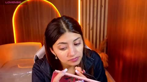 Online 1400 - 2100 online show from 19, 4, 2026