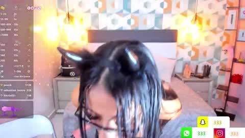 Camila online show from 25, 1, 2025