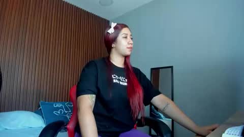 lia_violetta online show from 2, 12, 2025