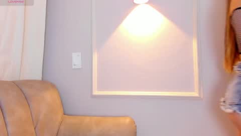 liz walton online show from 30, 1, 2025