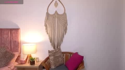 Lia  online show from 23, 1, 2025