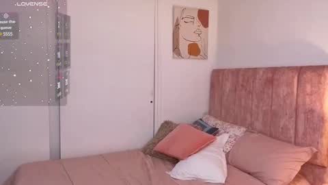 Lia  online show from 26, 1, 2025