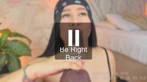 Lia Cox online show from 5, 3, 2025