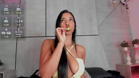 Snapshot of liaflame chatting on 10, 1, 2026 Lia Flame online show from 10, 1, 2026