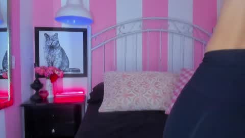 ---Liah--- online show from 8, 4, 2026