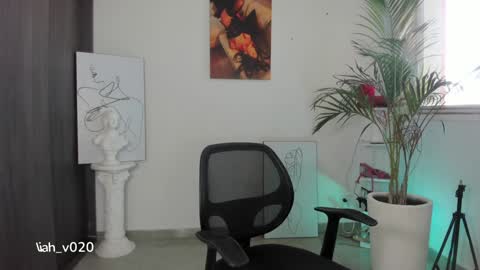 Liah online show from 22, 1, 2025