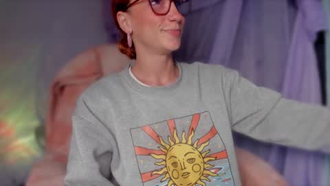 Snapshot of liahilton_ chatting on 17, 12, 2024 lh6 9c online show from 17, 12, 2024