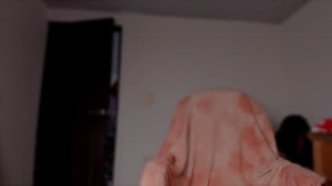 Snapshot of liahilton_ chatting on 13, 1, 2025 lh6 9c online show from 13, 1, 2025