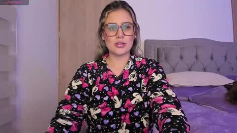 Lia  online show from 16, 11, 2025