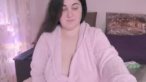 Snapshot of liahsofty chatting on 9, 12, 2024 miss Lia colection for travel online show from 9, 12, 2024