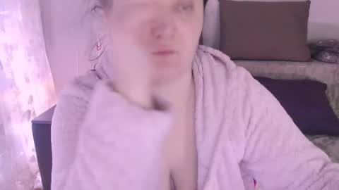 Snapshot of liahsofty chatting on 26, 1, 2025 miss Lia colection for travel online show from 26, 1, 2025