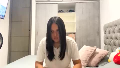 Lian  online show from 10, 11, 2025