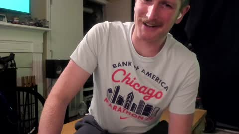 Snapshot of liam_1985 chatting on 4, 1, 2025 Liam online show from 4, 1, 2025