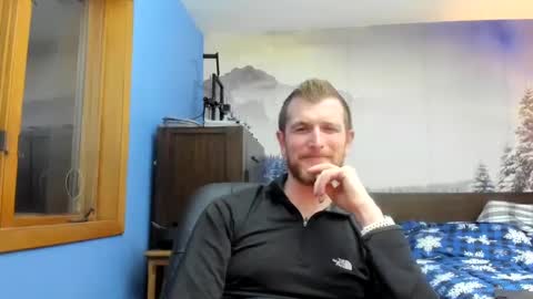 Snapshot of liam_1985 chatting on 8, 3, 2025 Liam online show from 8, 3, 2025