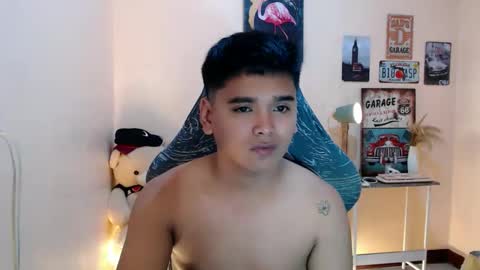liam_anthonyxx online show from 4, 10, 2025