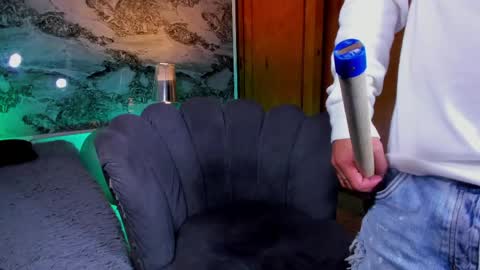 Liam online show from 28, 4, 2026