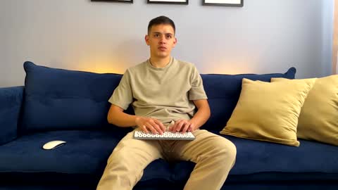 Liam online show from 10, 1, 2025