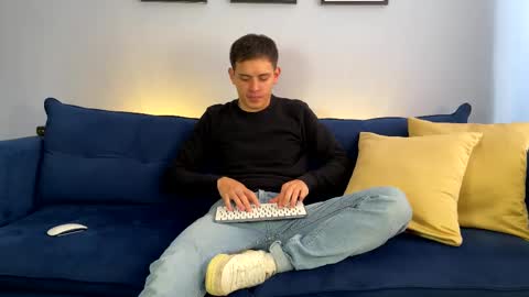 Liam online show from 10, 2, 2025